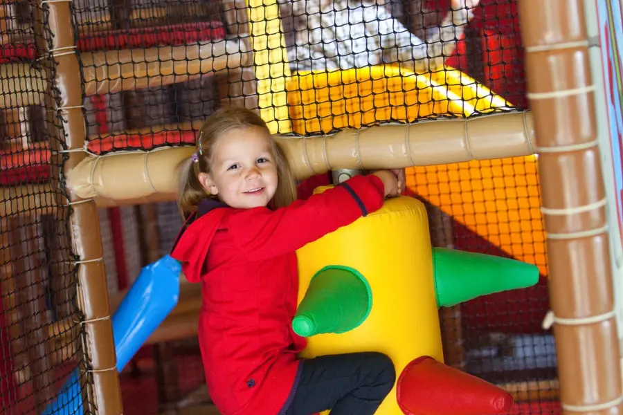 Binnen spelen op vakantie Kaps Tubbergen